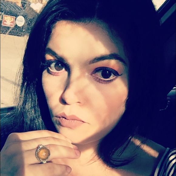 Profile Picture of Cassandra Reza (@cassreza) on Poshmark