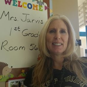 Profile Picture of Dee Jarvis (@djfirstgrade) on Twitter
