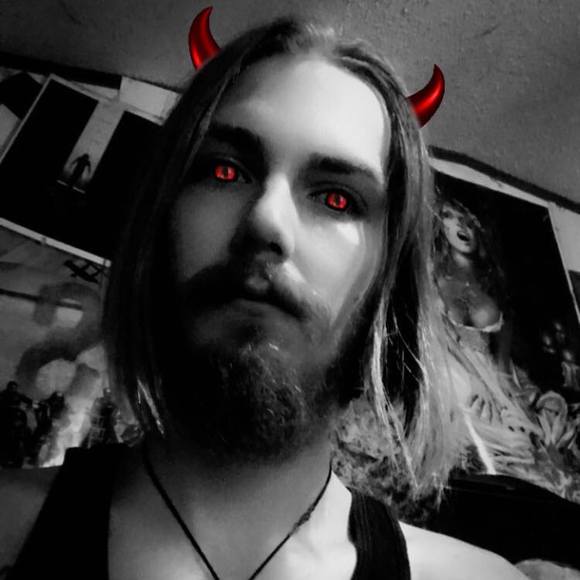 Profile Picture of Mike Zienkiewicz (@mike420batman) on Poshmark