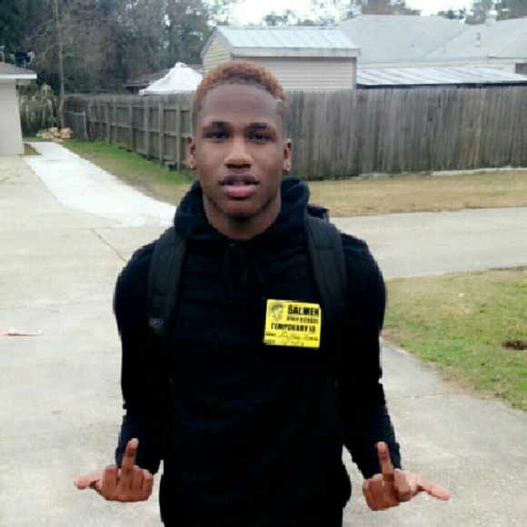 Profile Picture of Keithon Simms (@keithonsimms17) on Poshmark
