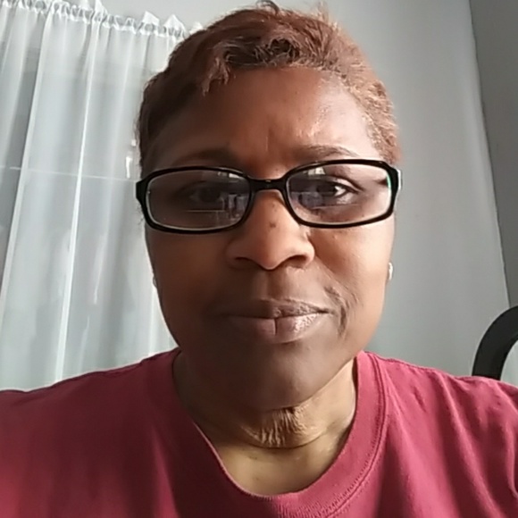 Profile Picture of Blanche Curry (@blanchef57) on Poshmark
