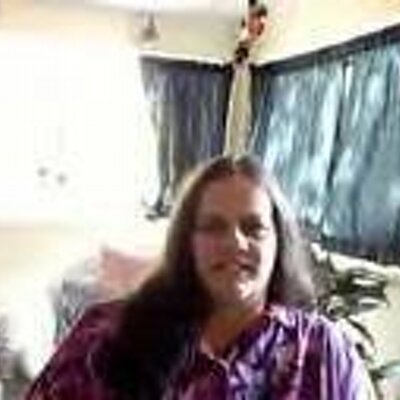 Profile Picture of Diane McDonald Weeks (@annie0072) on Twitter