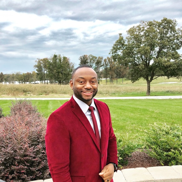 Profile Picture of Kendrick Heyward (@kendrickheyward) on Poshmark