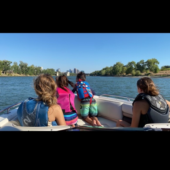 Profile Picture of Bere Biamonte (@bere_biamonte) on Poshmark