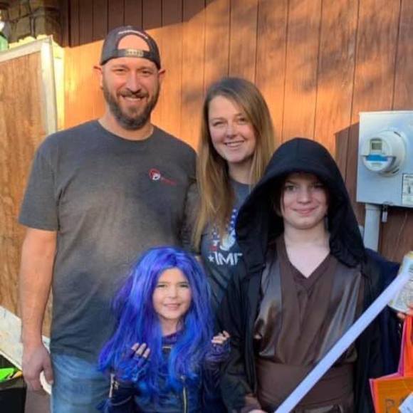 Profile Picture of Cortney Theriot (@theriot22) on Poshmark