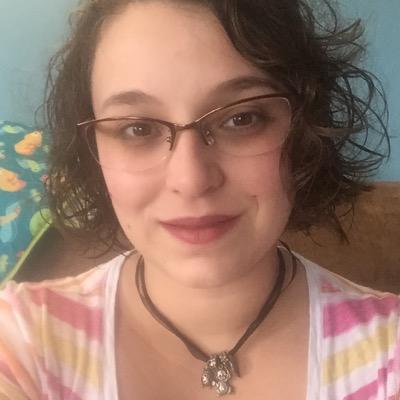 Profile Picture of Angela Reeder (@jump4jams) on Twitter