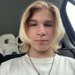 Profile Picture of Avery scott dillard (@mommyconsumer) on Instagram