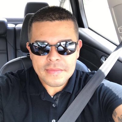 Profile Picture of Michael DeLeon (@CoachMikeDZ) on Twitter