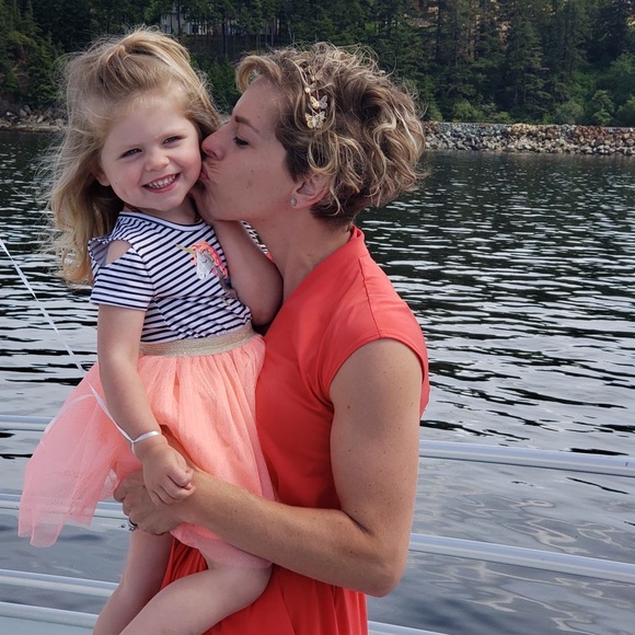 Profile Picture of Megan Bielefeld (@megan_bielefeld) on Poshmark