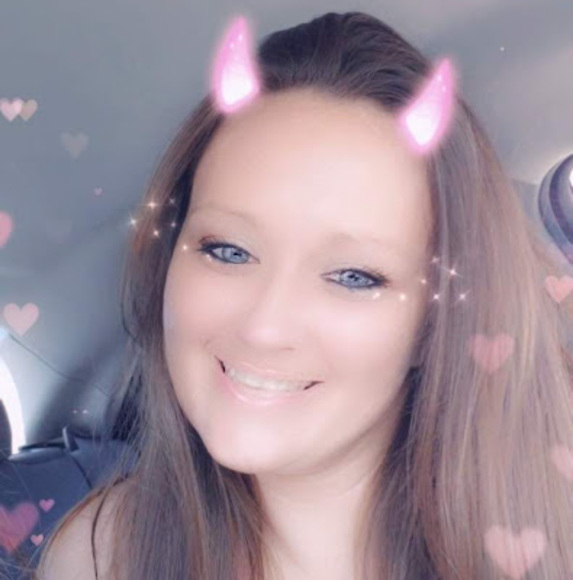 Profile Picture of Alysha Chapko (@alyshachapko210) on Poshmark