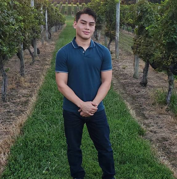 Profile Picture of Eric Ocampo (@ericsoca) on Poshmark