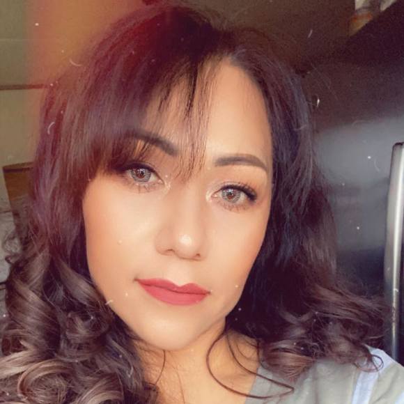 Profile Picture of Dora Gusman (@dgusman416481) on Poshmark