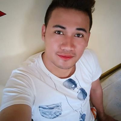 Profile Picture of Ronald John Lauzon (@Ronaldjohn28) on Twitter