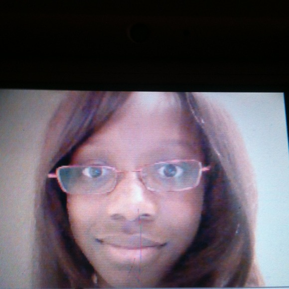 Serena Rocquemore - Poshmark Profile Picture of Serena Rocquemore (@purplebug789) on Poshmark