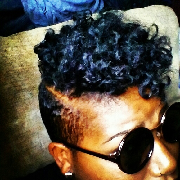 Profile Picture of Kelsey Simpkins (@kissabledesires) on Poshmark