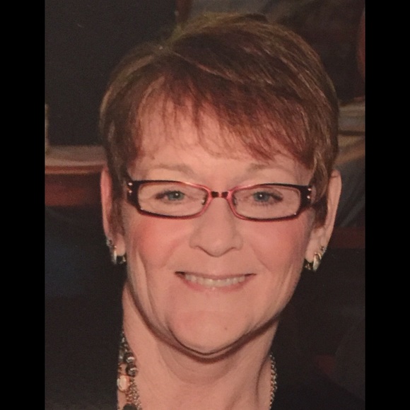 Profile Picture of Denise Picciotti (@dpicciotti) on Poshmark