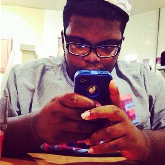 Profile Picture of Mike Spears (@famnastyy_) on Poshmark