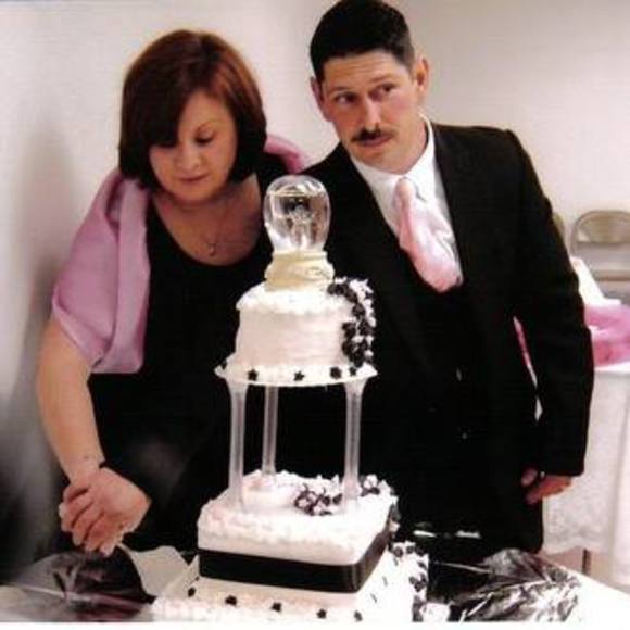 Profile Picture of Jeni Hughes armada (@pinkladi) on Poshmark