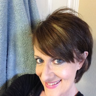 Profile Picture of Kimberly B (@mightymimib) on Twitter