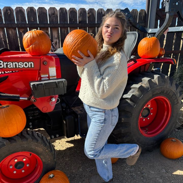 Profile Picture of Isabelle (@isabellesimms) on Tiktok