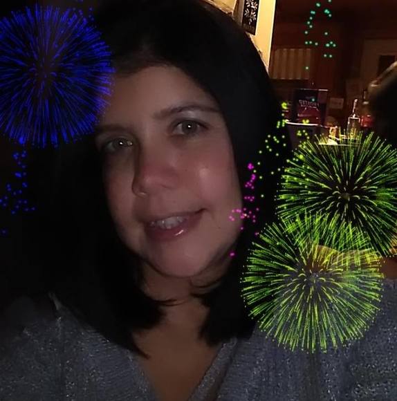 Profile Picture of Monique Lugo (@mlugo0422) on Poshmark