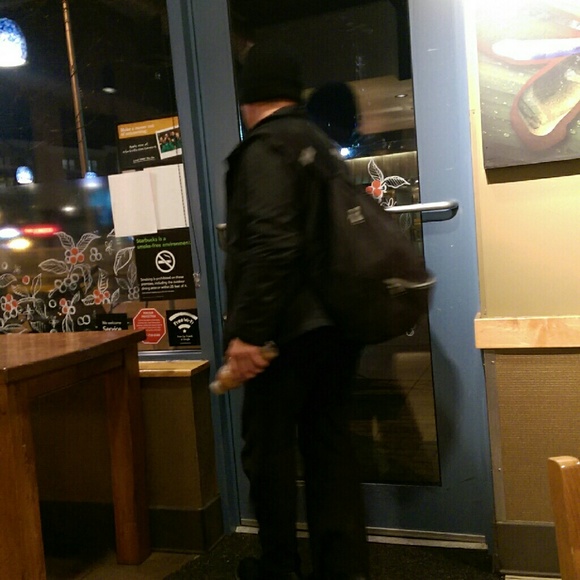 Profile Picture of Chris Houser (@cwhouser) on Poshmark