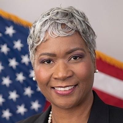 Profile Picture of Catherine F Rowell (@rowel70) on Twitter