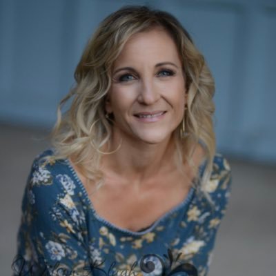 Profile Picture of Shelley Cummings (@shellcummings19) on Twitter