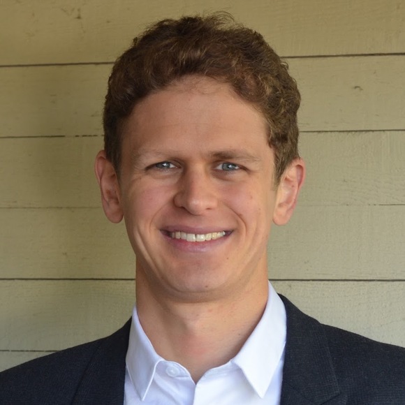 Profile Picture of Aaron Weidman (@aaron_c_weidman) on Poshmark