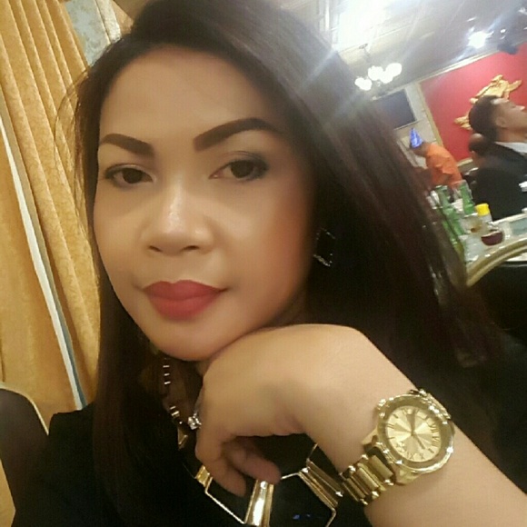 Profile Picture of Sopheap Phan (@sopheapphan) on Poshmark