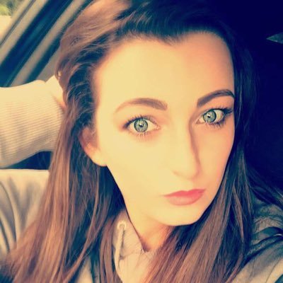 Profile Picture of Lauren Winter (@lauren_w_94) on Twitter