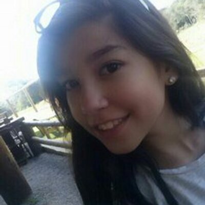 Profile Picture of Amanda De Bona (@adpsena_manda) on Twitter