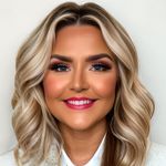 Profile Picture of Clare Ellis (@lashmusebeauty) on Instagram