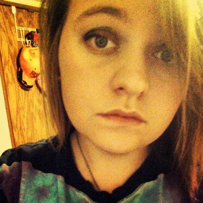 Profile Picture of Carly Walls (@2c8375e479e2468) on Twitter