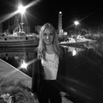 Profile Picture of Julia Hartig (@julia28197) on Instagram