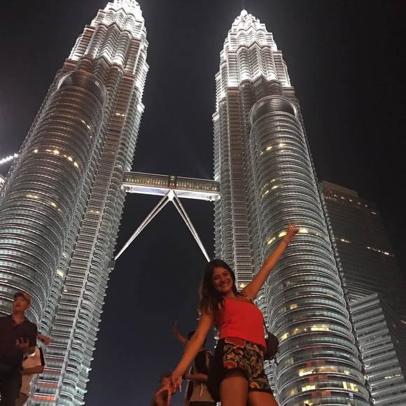 Profile Picture of Carito Ef (@caritoef) on Poshmark