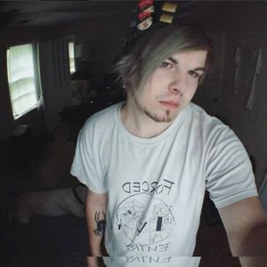 Profile Picture of Dillon Christopher (@fvkhead) on Myspace