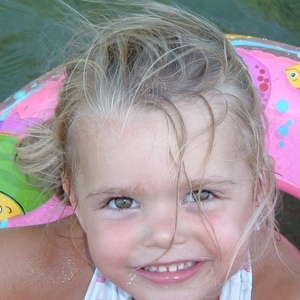 Profile Picture of Amy Helmuth (@328439317) on Myspace
