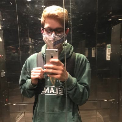 Adrian Hernandez - Twitter Profile Picture of Adrian Hernandez (@senoradrian) on Twitter