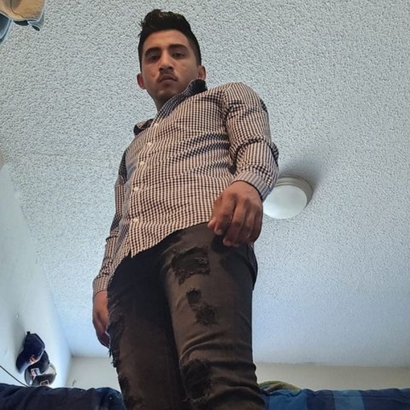 Profile Picture of Nery Nery (@fernandoneri836) on Poshmark