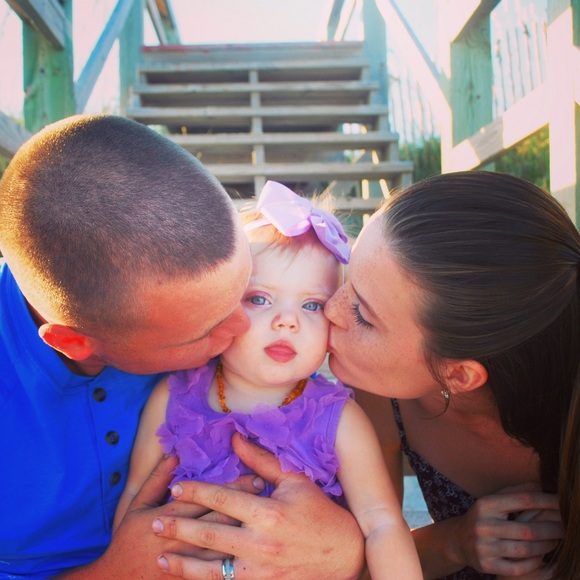 Lindsay Mayland - Poshmark Profile Picture of Lindsay Mayland (@linss15) on Poshmark