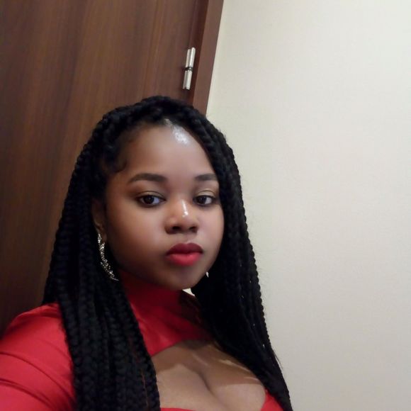 Profile Picture of Jamesetta Harper (@jharper1983) on Poshmark