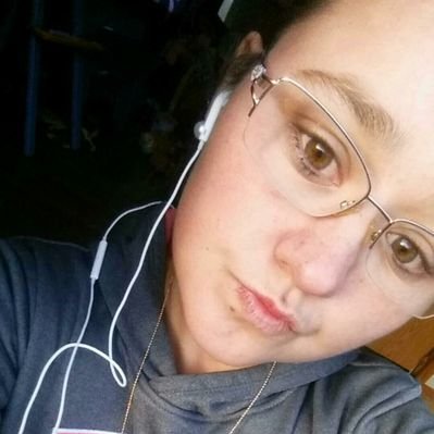 Profile Picture of Tiffany Wicker (@TiffanyWicker2) on Twitter