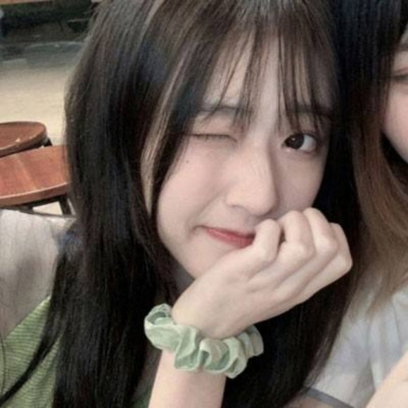 Profile Picture of Miengconcatoa2 Miengconcatoa2 (@miengconcatoa2) on Poshmark