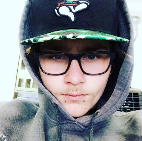 Profile Picture of Joe Barry (@josephbarry03) on Poshmark