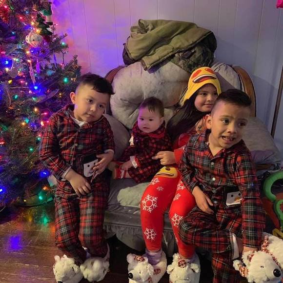 Profile Picture of Mirian Lopez (@mirianlopez82) on Poshmark