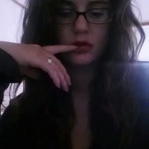 Profile Picture of Shannon Joyce (@shannon.osborn.21) on Myspace