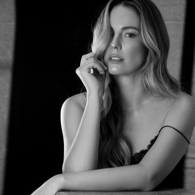 Profile Picture of CLAUDIA BAHAMON (@@CLAUDIABAHAMON) on Twitter