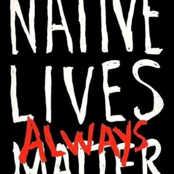 Profile Picture of Dylan Mathis (@dylan_mathis) on Poshmark