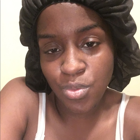 Profile Picture of Jasenna Rodgers (@jasenna2019) on Poshmark